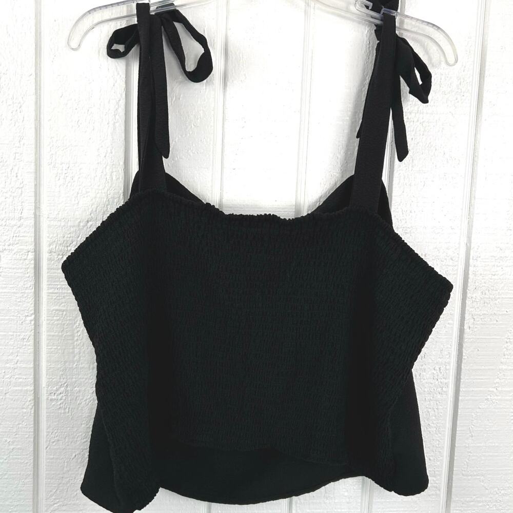 Old Navy Women Sleeveless Cropped Tank Top Smocked Black Summer Boho Size XXL - Picture 3 of 6